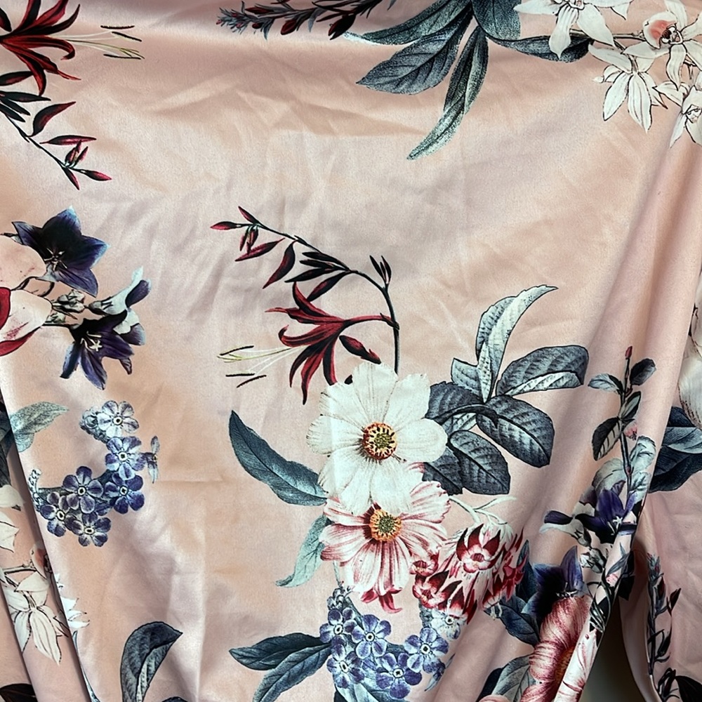Le Rose Robe XS/S - Picture 7 of 7